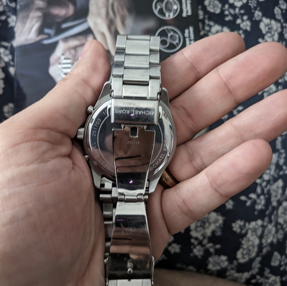 Michael kors men watch 42mm - Picture 7 of 14